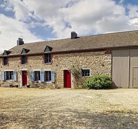 Habitat Bed & Breakfast Momignies Eksteriør bilde
