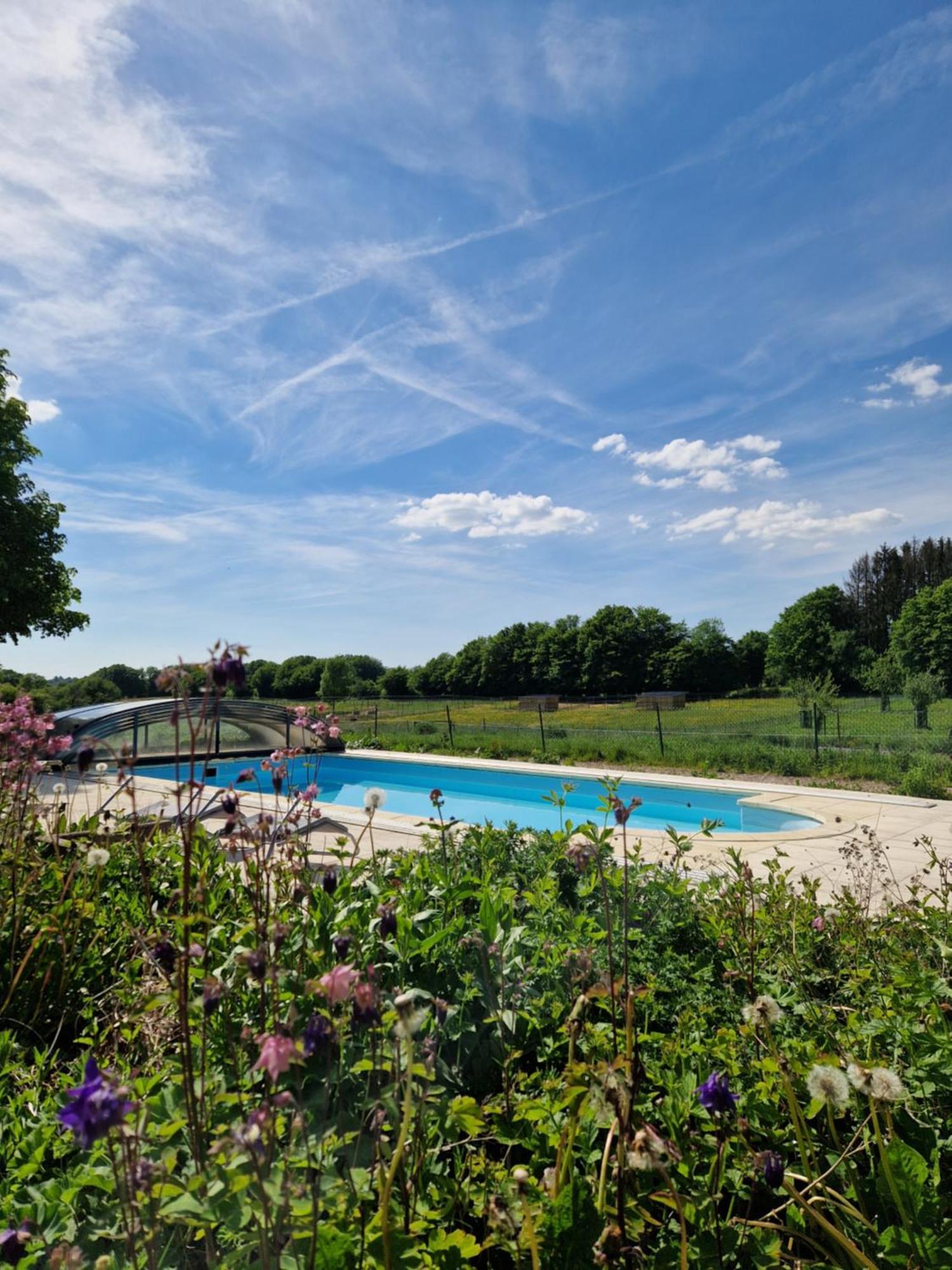 Habitat Bed & Breakfast Momignies Eksteriør bilde