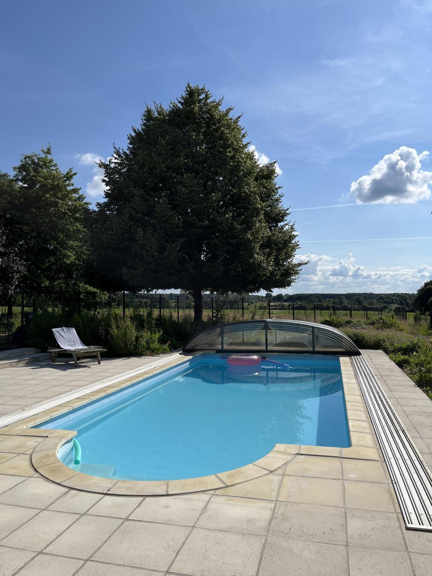 Habitat Bed & Breakfast Momignies Eksteriør bilde